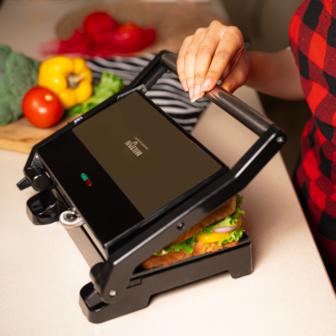 Milton Premium 800W Panini Press Griller Sandwich Maker 180° Rotate