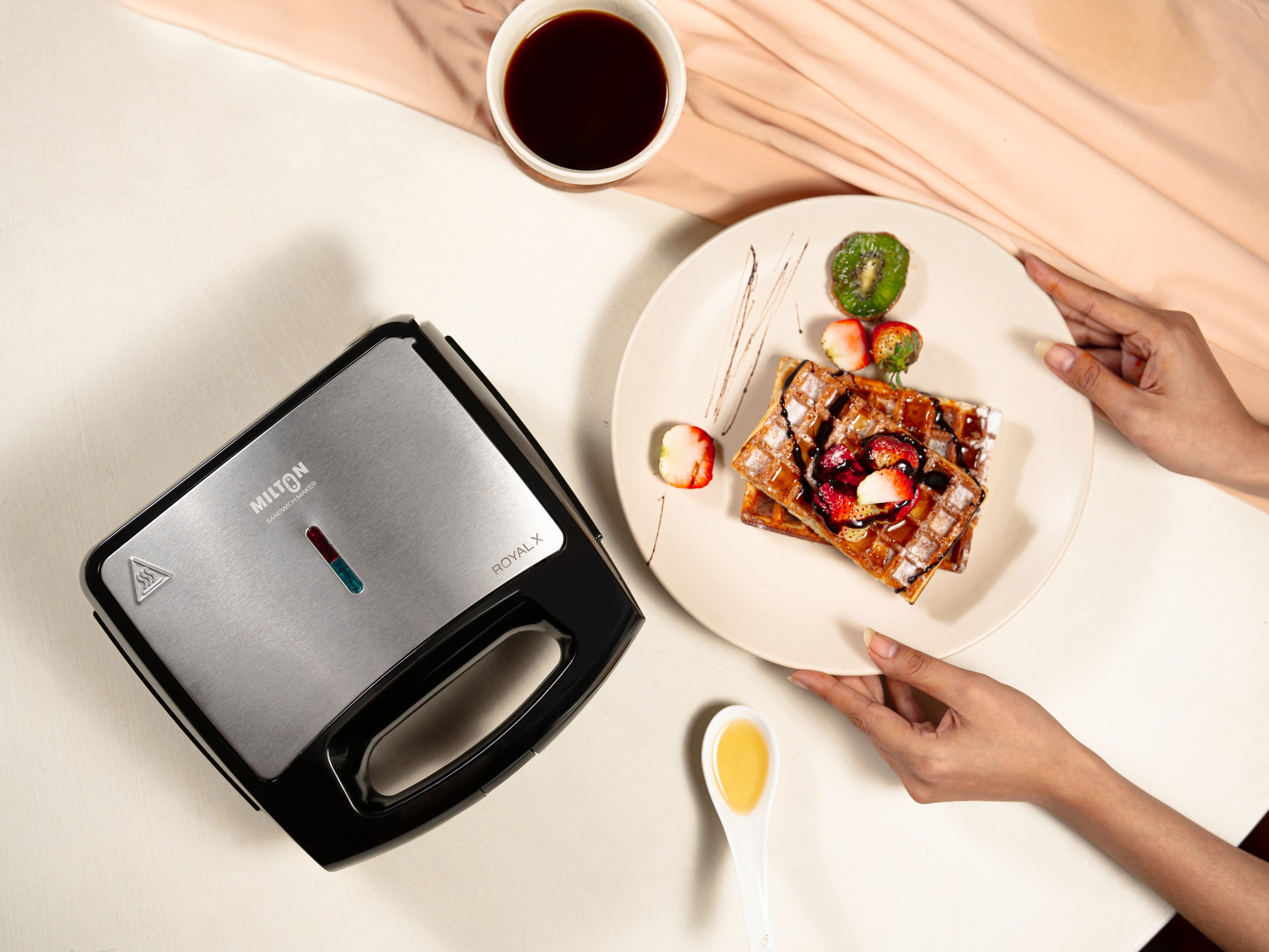Milton Royal X 3-in-1 Sandwich Maker – 850W | Waffle, Panini Press Grill & Sandwiches